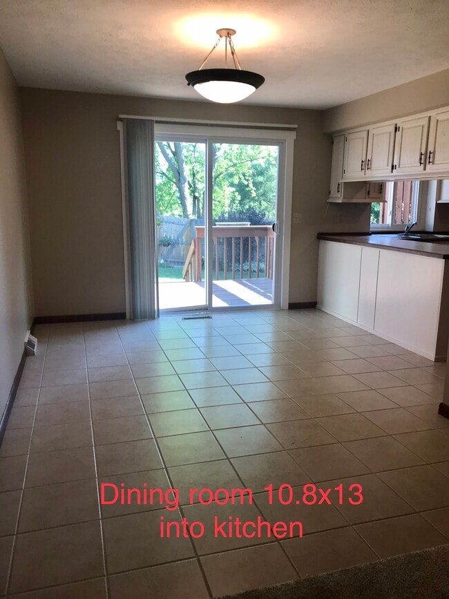Dining Room - 917 Lattavo St NE