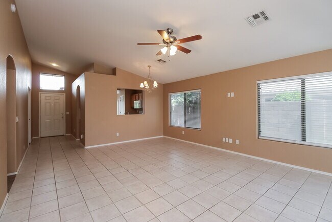 Foto del edificio - 3881 E Wyatt Way