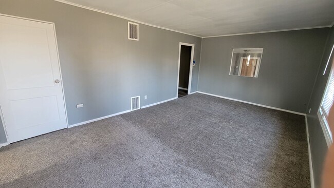 Foto del edificio - Charming Home in La Grange Neighborhood!