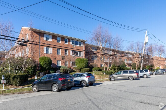 River Edge Apartments