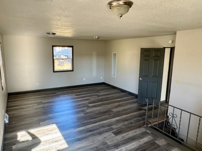 Foto del edificio - 1225 13th St SE