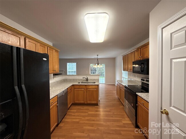 Foto del edificio - 9659 Widespread Ave NW