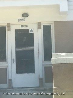 Foto del edificio - 1862 E 81st St