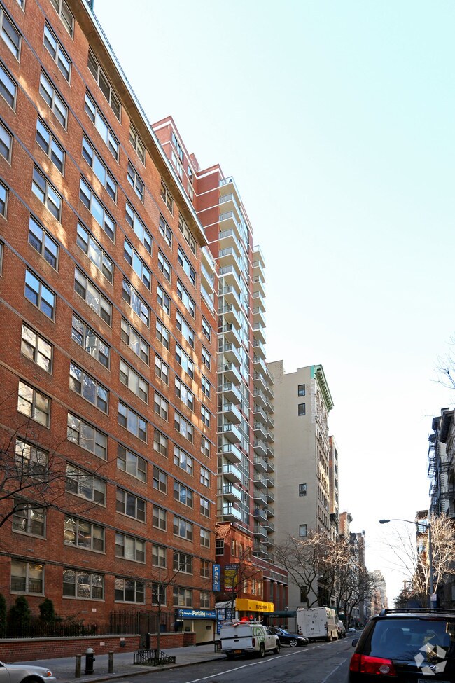 Grosvenor House Apartments New York, NY