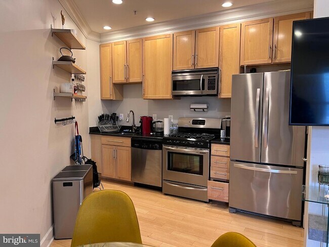 Foto del edificio - 6 Rhode Island Avenue NW Unit 6