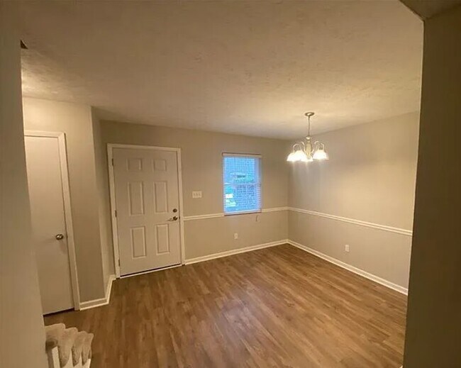 Foto del edificio - 3099 Reeves St