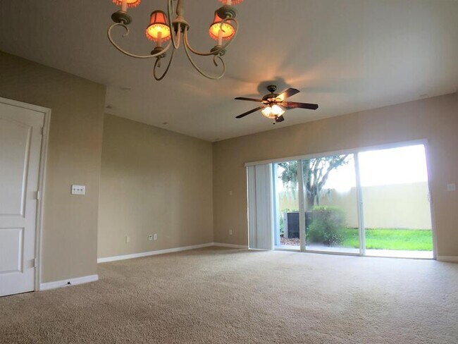 Building Photo - 10702 Savannah Wood Court - 1