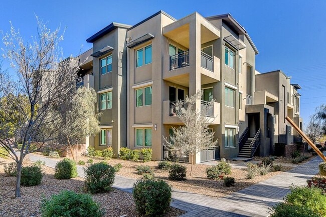 Building Photo - 11231 Hidden Peak Ave