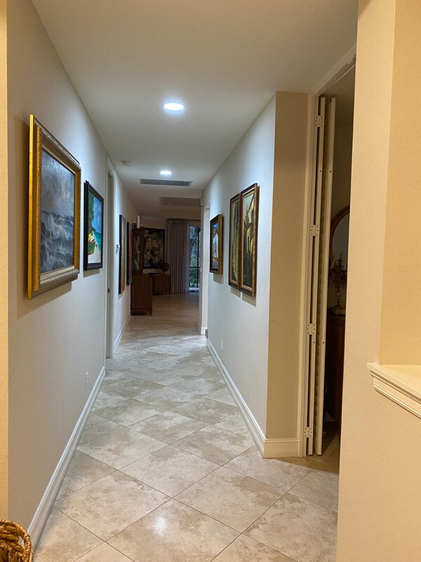 Building Photo - 4964 Westchester Ct