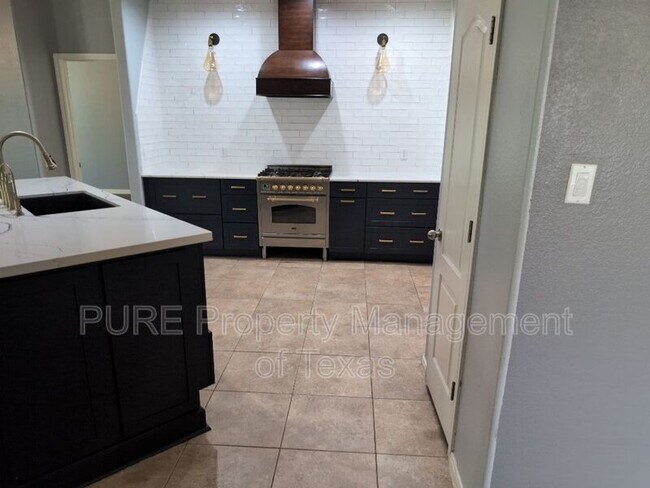 Building Photo - 803 Centerbrook Pl