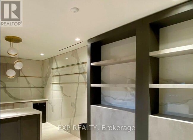 Building Photo - 117 Broadway Ave