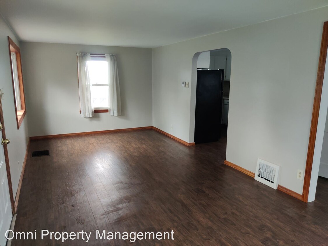 2 br, 1 bath House 1132 Highview Drive House Rental in Dravosburg