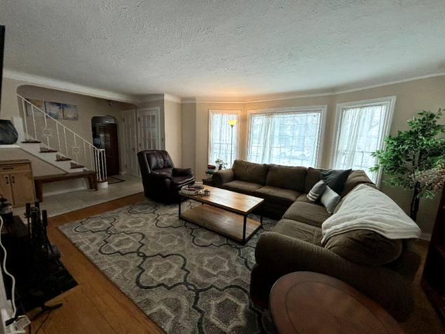 Foto del edificio - 4141 Silsby Rd