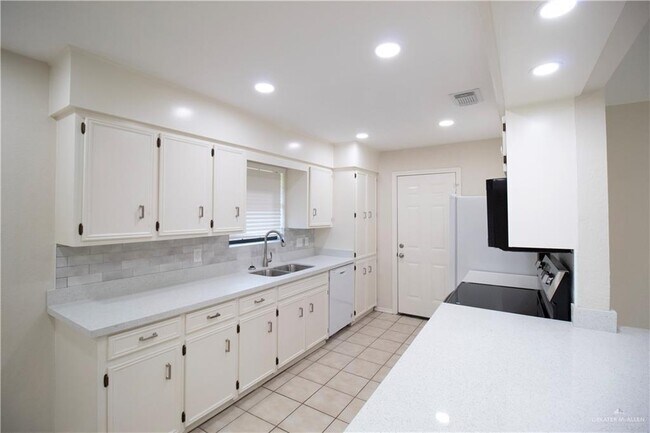 Foto del edificio - 6601 N 15th Ln