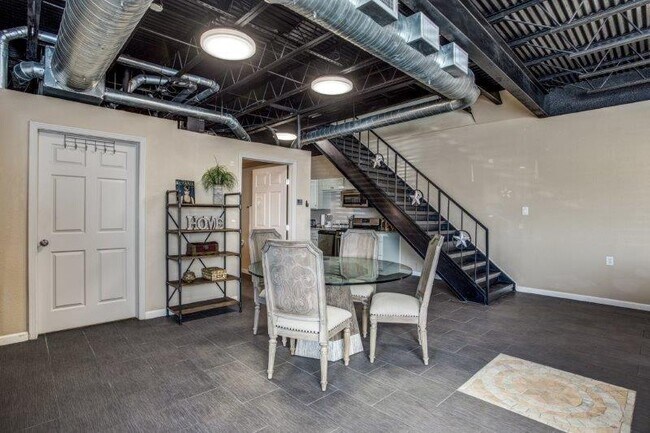 Foto del edificio - 505 S Peak St