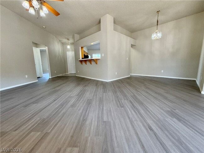Building Photo - 381 Verbena Ave