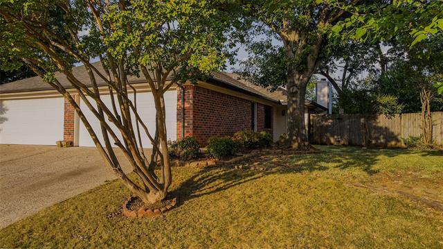 Building Photo - 6616 Parkview Ln
