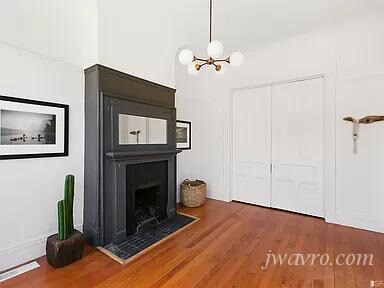Foto del edificio - 1556 Grove St