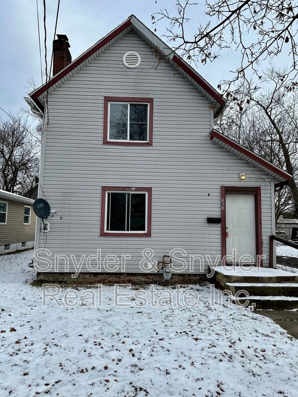 Building Photo - 383 Black St