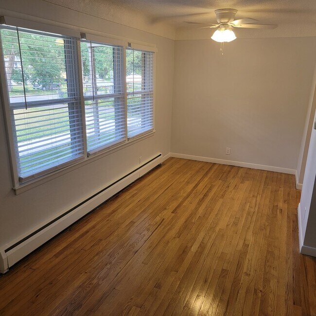 Foto del edificio - 2822 Kingman Blvd
