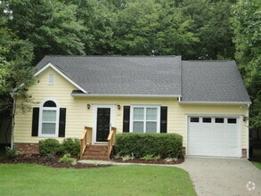 Building Photo - 507 Devereaux Ln