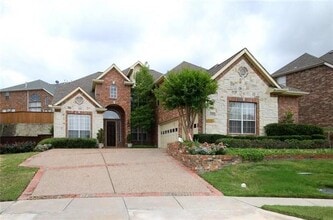 Building Photo - 9128 Oleander Way