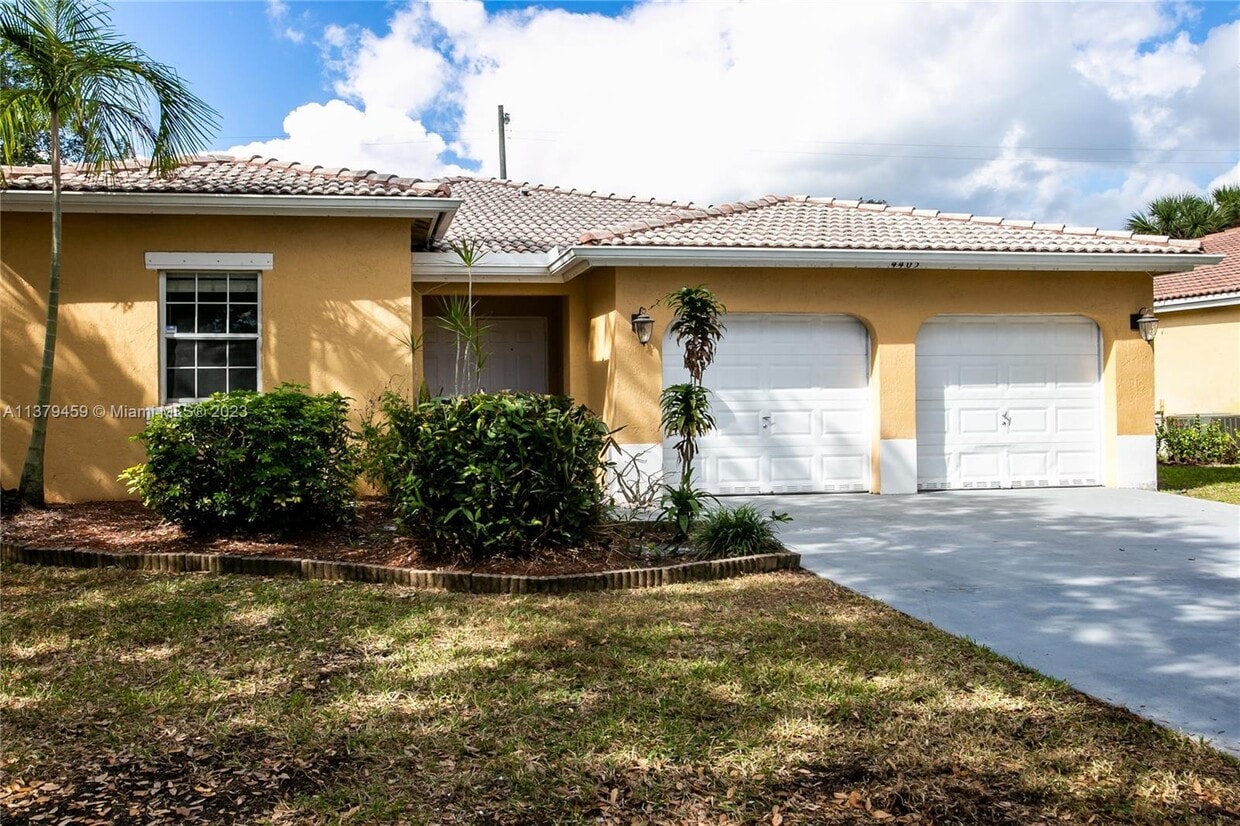 4405 NW 45th Terrace, Coconut Creek, FL 33073 House Rental in Coconut
