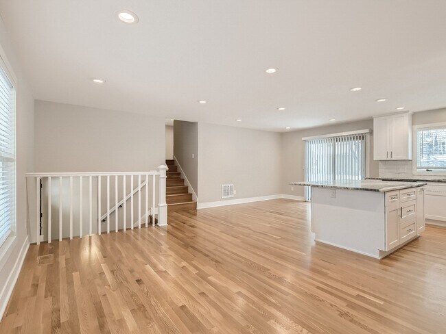 Building Photo - 253 Harrington Cir