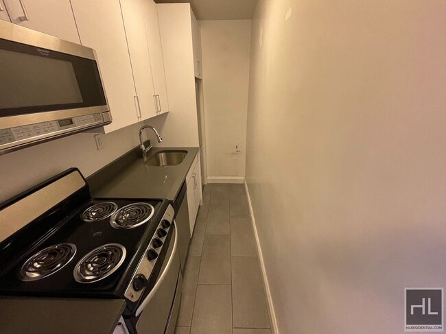 Building Photo - WEST 73 STREET