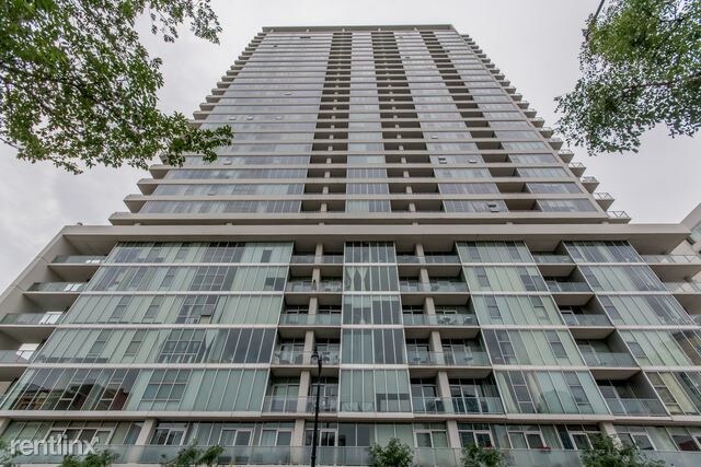 Primary Photo - 3 br, 2 bath Condo - 1720 S Michigan Ave # 22