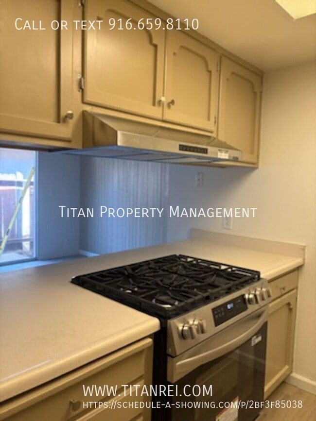 Photo - 1050 Clinton Rd Apartment