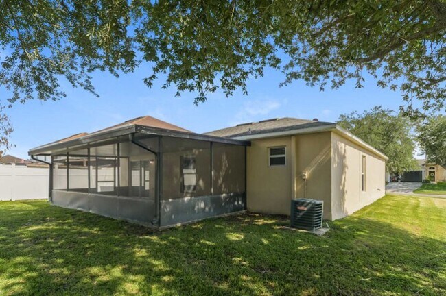 Building Photo - 396 Regal Downs Cir