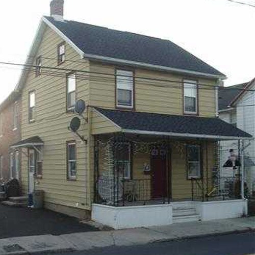 Primary Photo - 1520 Newport Ave