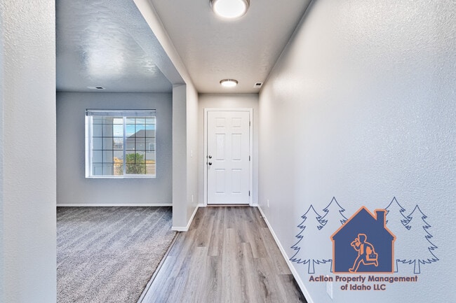 Foto del edificio - 3181 N Saratov Wy