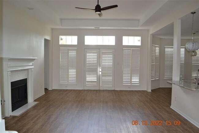 Foto del edificio - 4007 Sand Terrace Dr