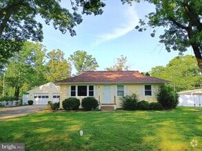 Building Photo - 40 Blair Rd