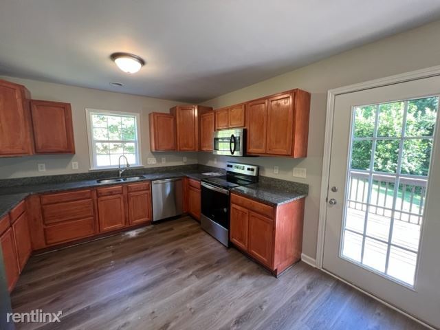 Building Photo - 3 br, 2 bath House - 509 Kelly Cir