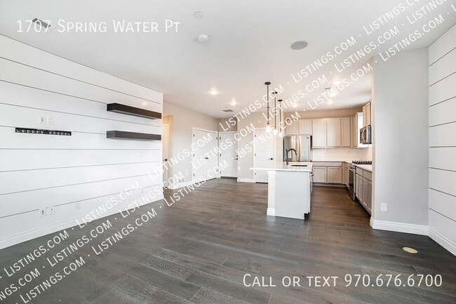 Foto del edificio - 1707 Spring Water Pt