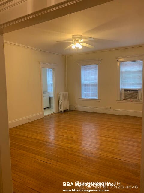 Building Photo - Large Sunny Allston 1 bed avail 9/1