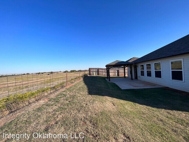 Foto del edificio - 4 br, 2 bath House - 913 N. Donald Way