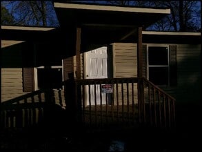 Building Photo - 266 Glenna Ln