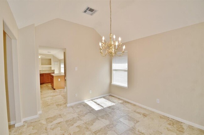 Building Photo - 10 Cypress Bayou Ct