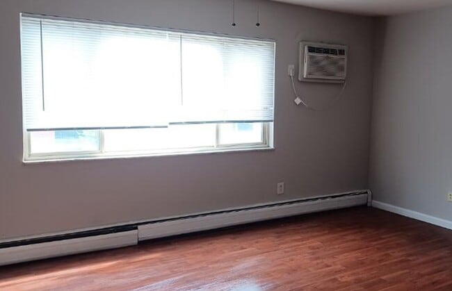 Foto del edificio - 550 Lowell Ave