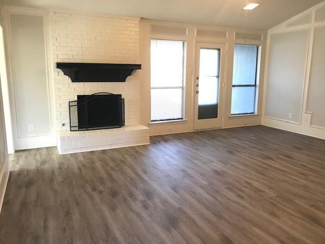 Foto del edificio - 2317 Saharah Dr