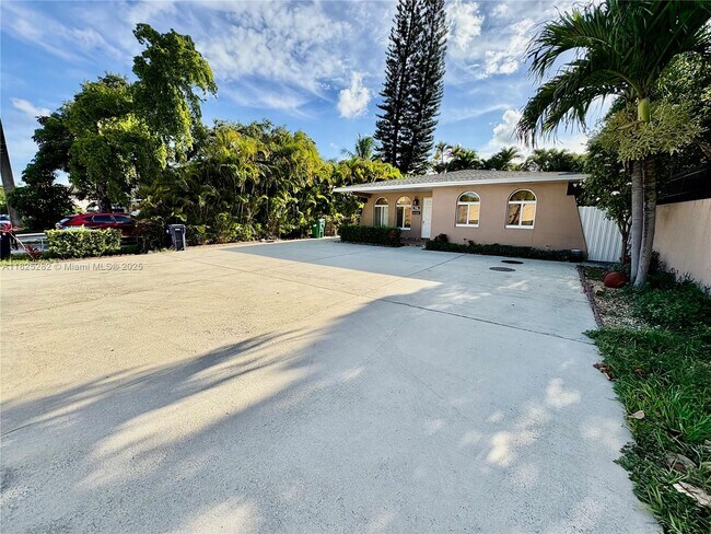 Foto del edificio - 936 SW 68th Ave