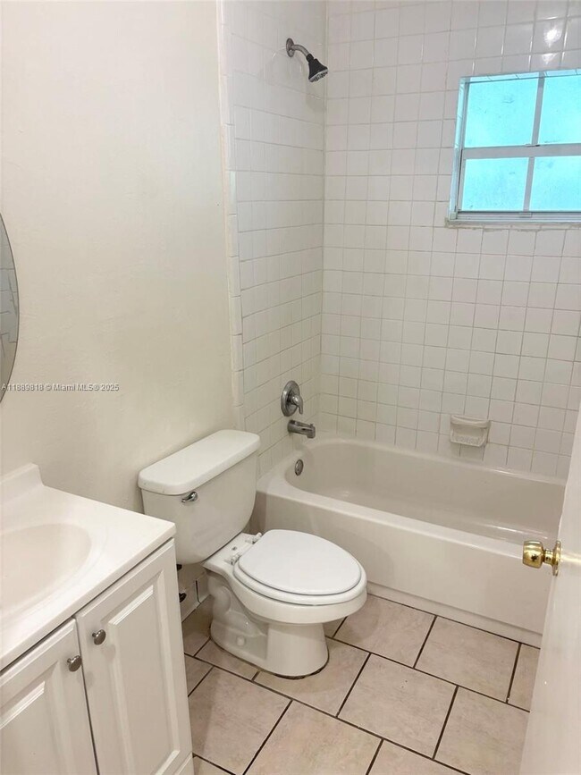 Foto del edificio - 10621 SW 170th Terrace