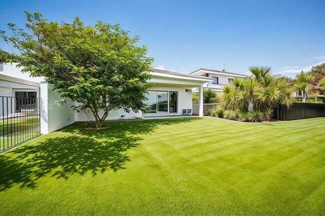 Foto del edificio - 15371 Green River Ct