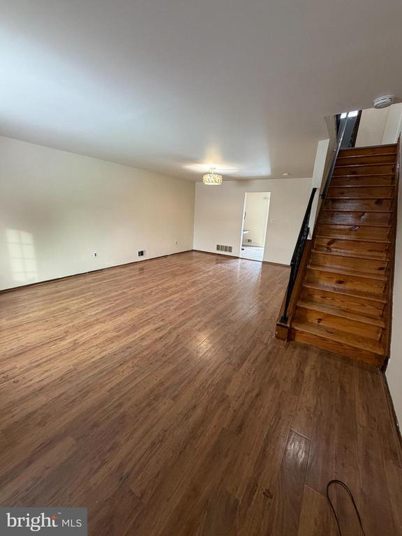 Foto del edificio - 122 Annabelle Ave