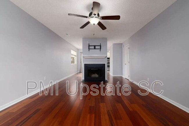 Photo - 12 Hayfield Ln Apartment