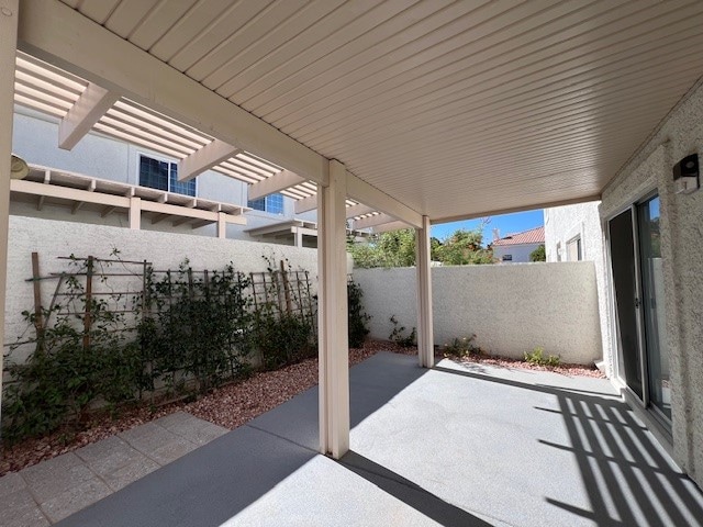 Building Photo - 447 Temple Canyon Pl